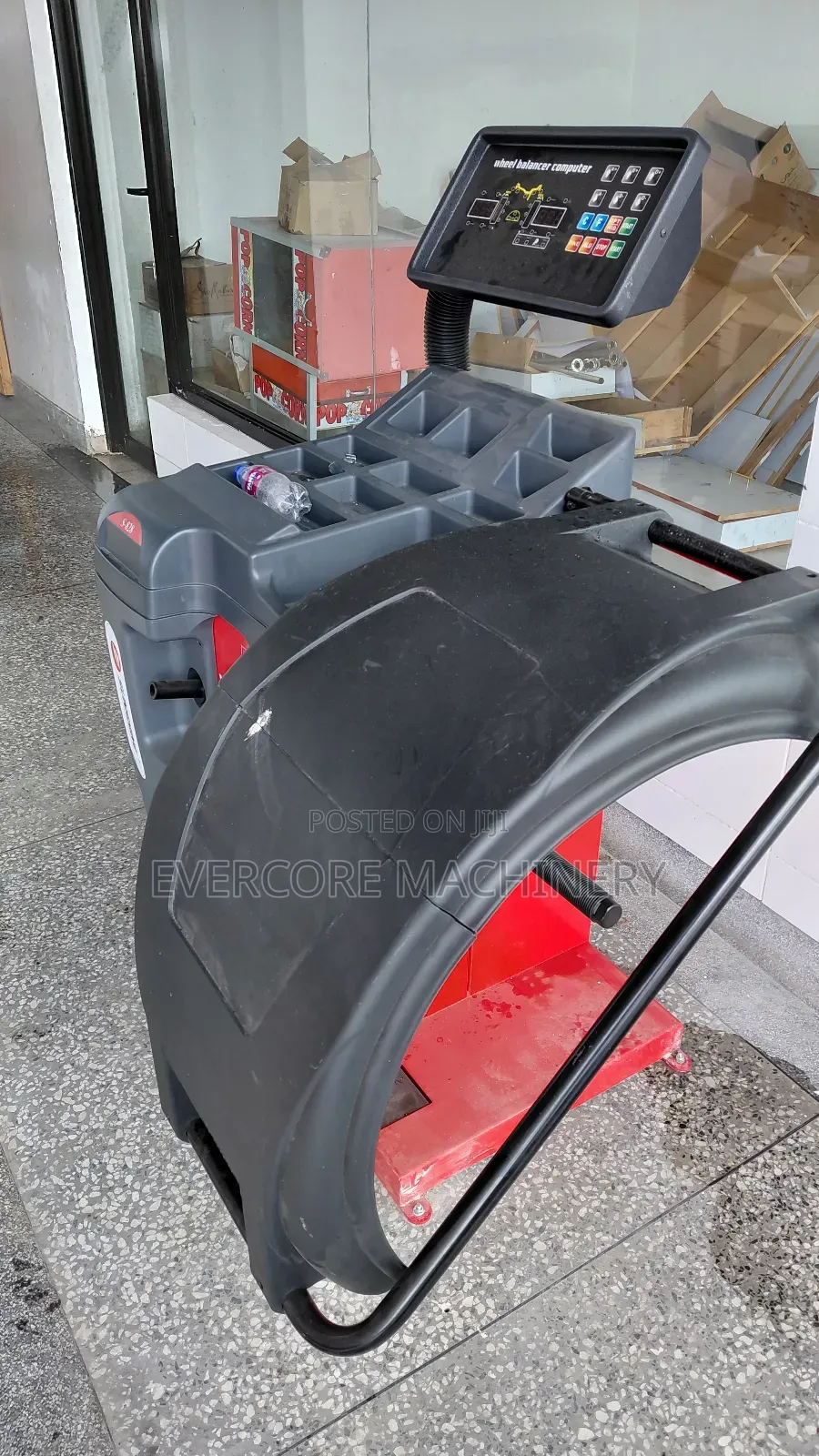 Computer Type Wheel Tyre Balancer Machine Electric Single Phase.