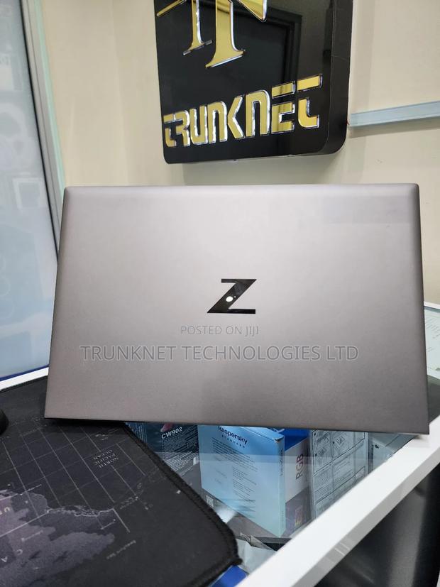Laptop HP ZBook Firefly 14 G7 32GB Intel Core i7 SSD 512GB