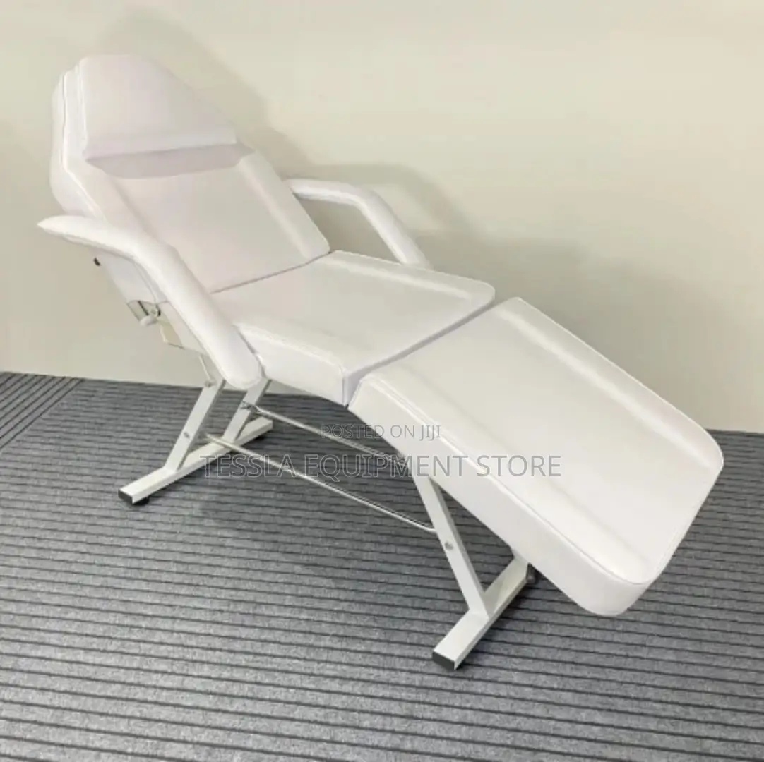 Imported Massage Adjustable Bed /Rashes/Facial/Tattoo Bed