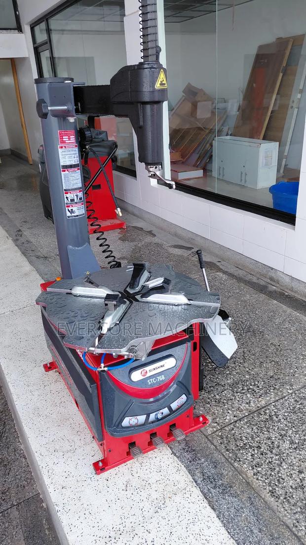 Best Quality Wheel Tyre Changer Machine Single and Three Phase.