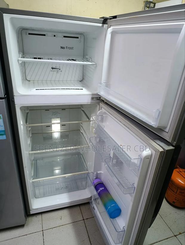Clean Samsung Fridge - thumbnail 5