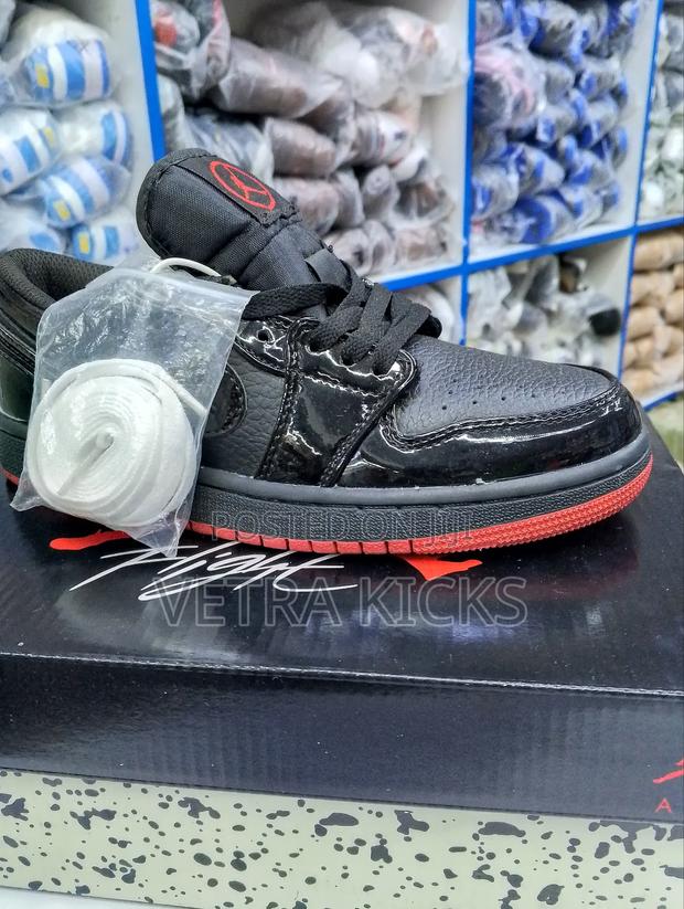 Jordan 1 Sb Dunk Low Sp Gina – Unique, Stylish Limited