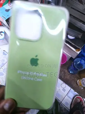 Sunky Phone 15 Pro Max Microfiber Liquid Silicone Case -Green