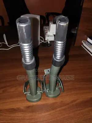 Green Metal Pouring Nozzle/ Spout