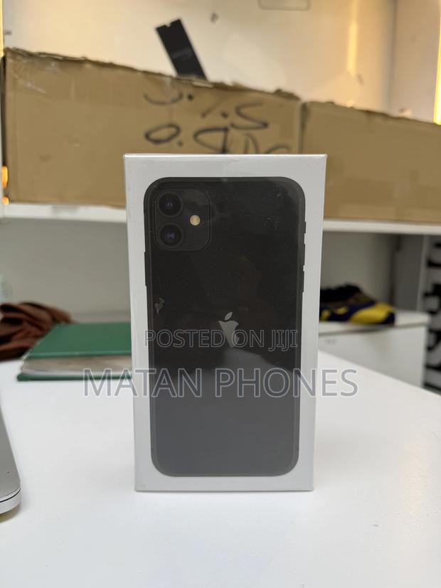 Apple iPhone 11 64 GB Black - thumbnail 2