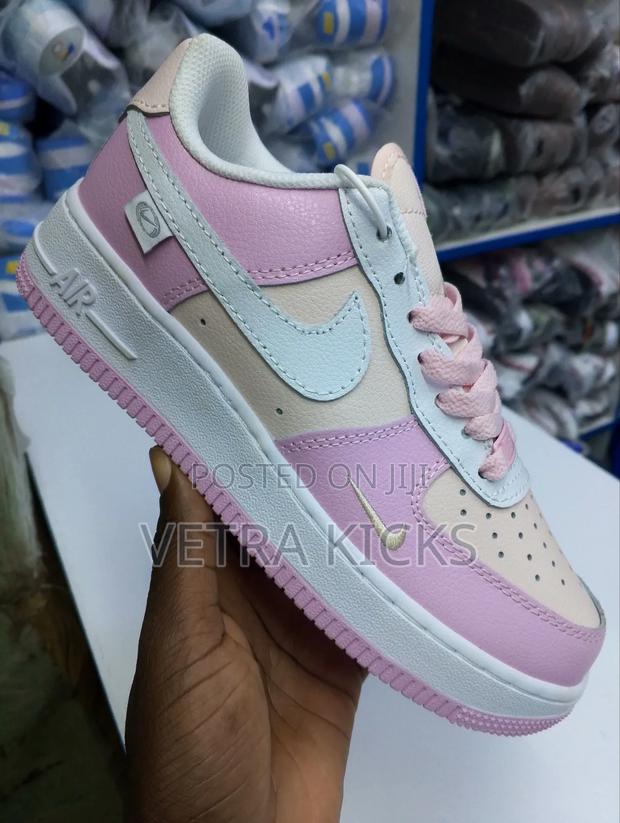 Nike Air Force 1 Custom Ladies – Stylish, Unique Trendy