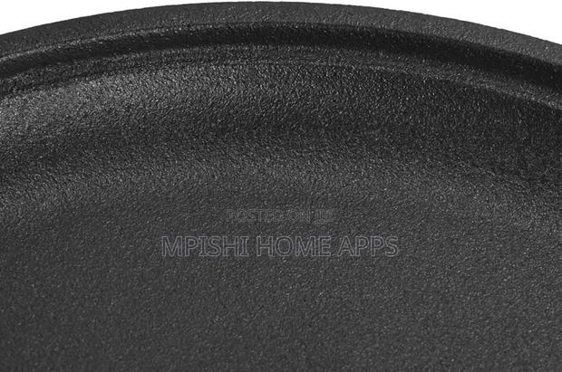 30cm Cast Iron Skillet - thumbnail 6