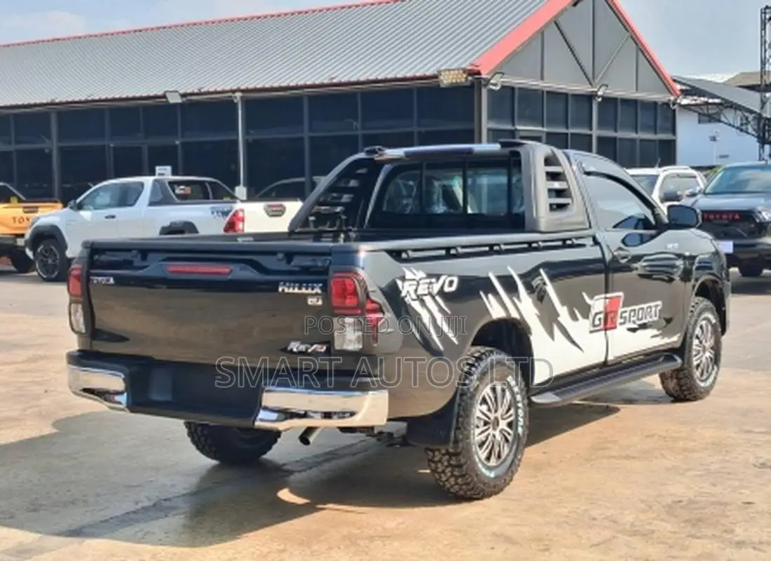 Toyota Hilux 2019 Black