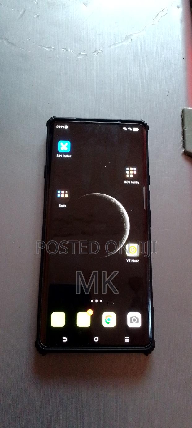 Tecno Camon 40 256 GB Silver