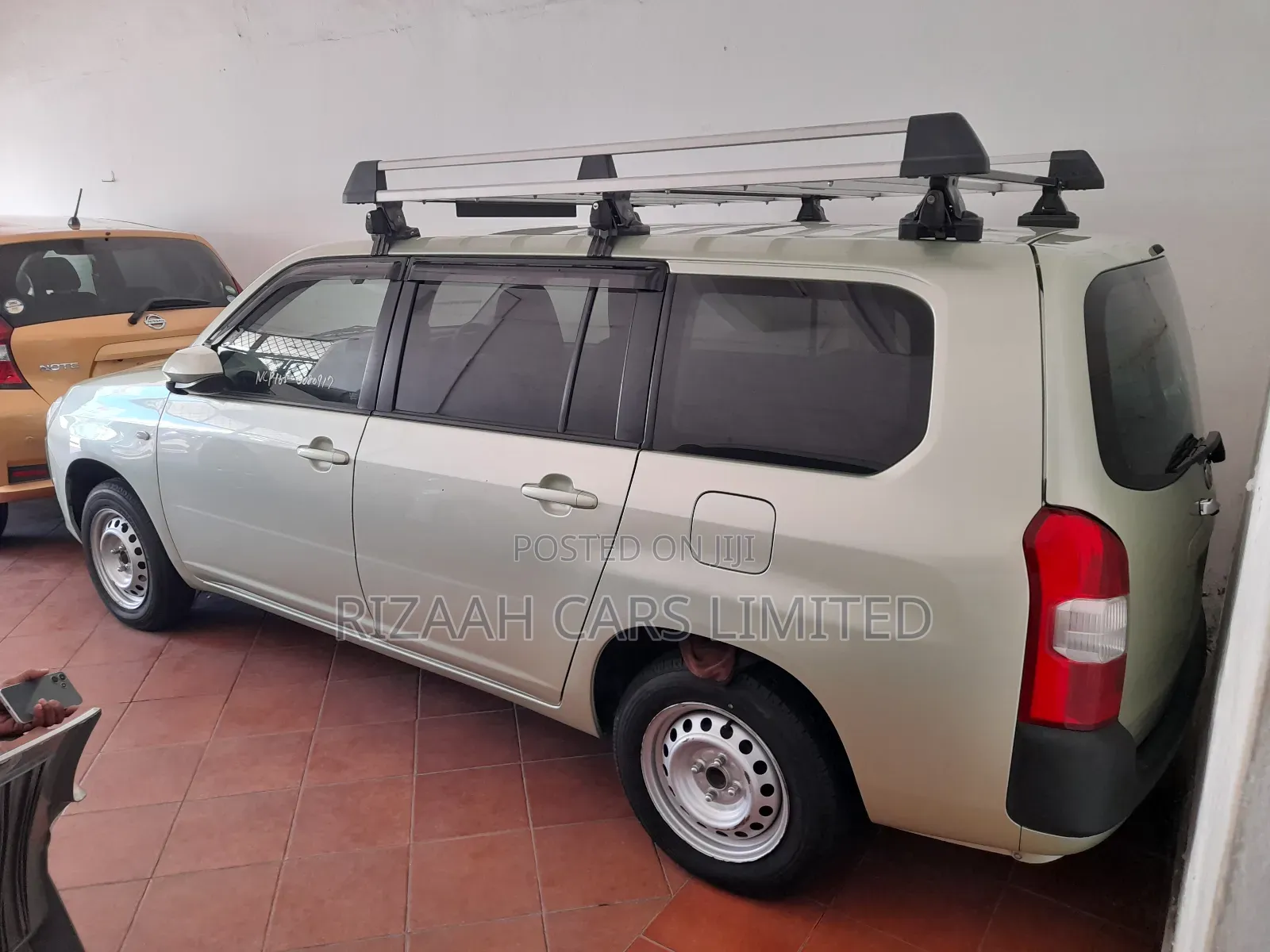 Toyota Probox 1.5 DX 4WD 2020 Green