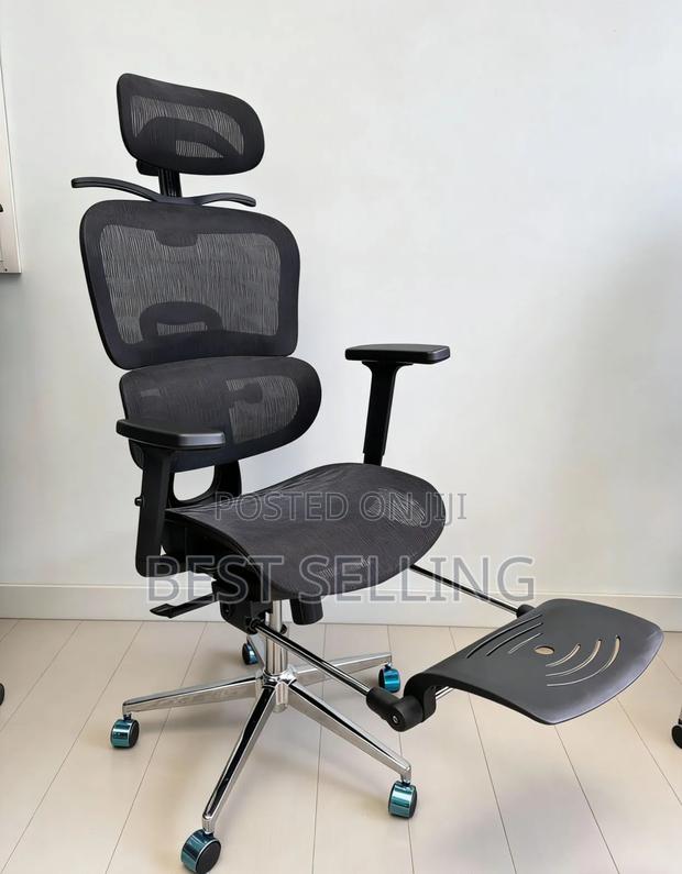 Executive Footrest Designed Office Chair - main view