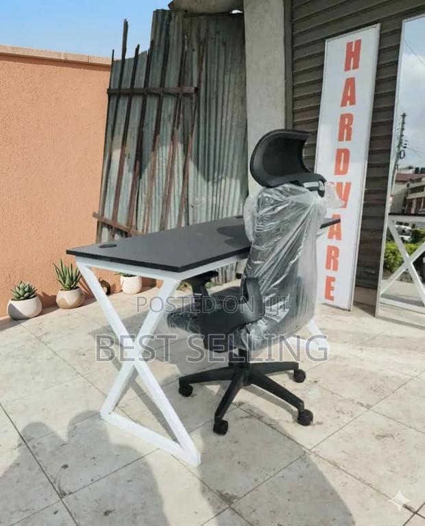 X Designed Metallic Stand Table and Chairs