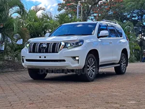 Toyota Land Cruiser Prado 2.8 2020 White