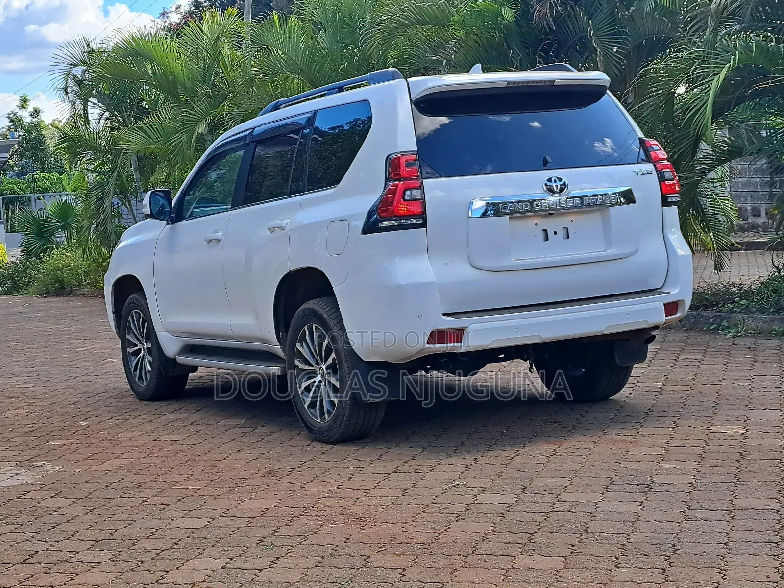 Toyota Land Cruiser Prado 2.8 2020 White