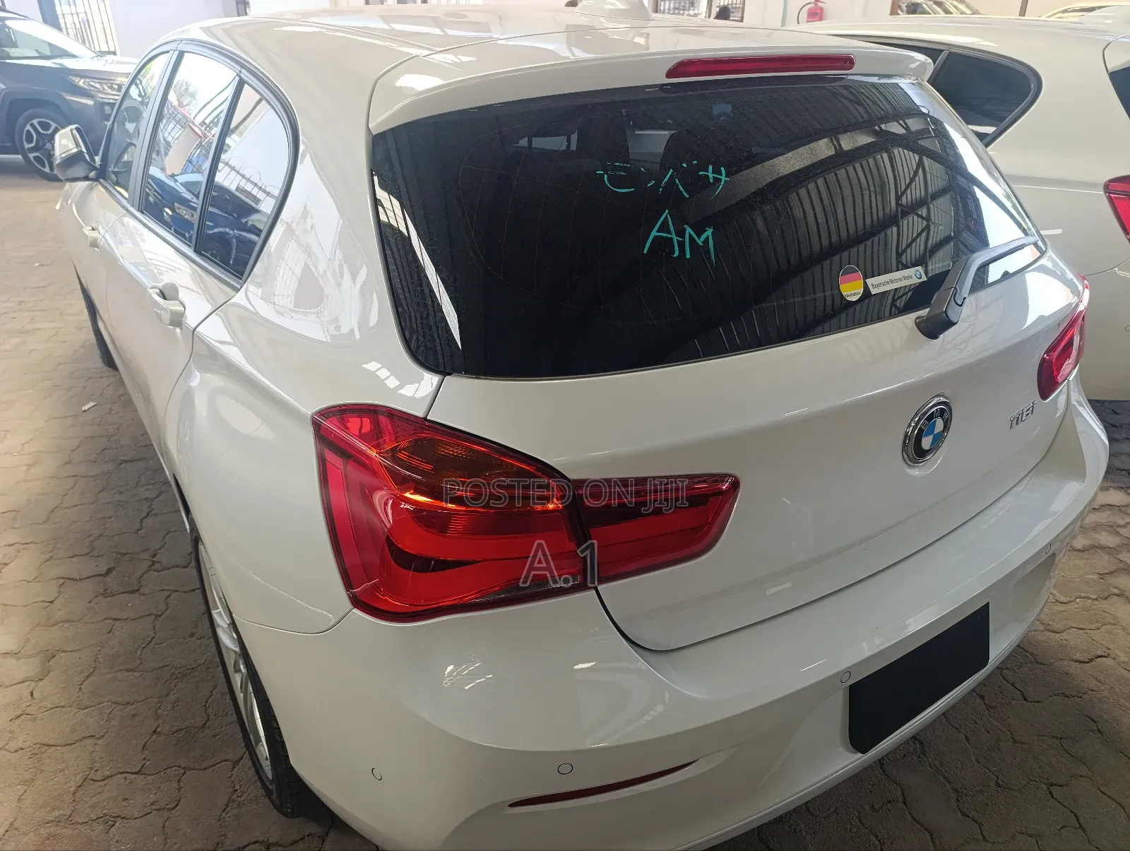 BMW 118i 2019 White
