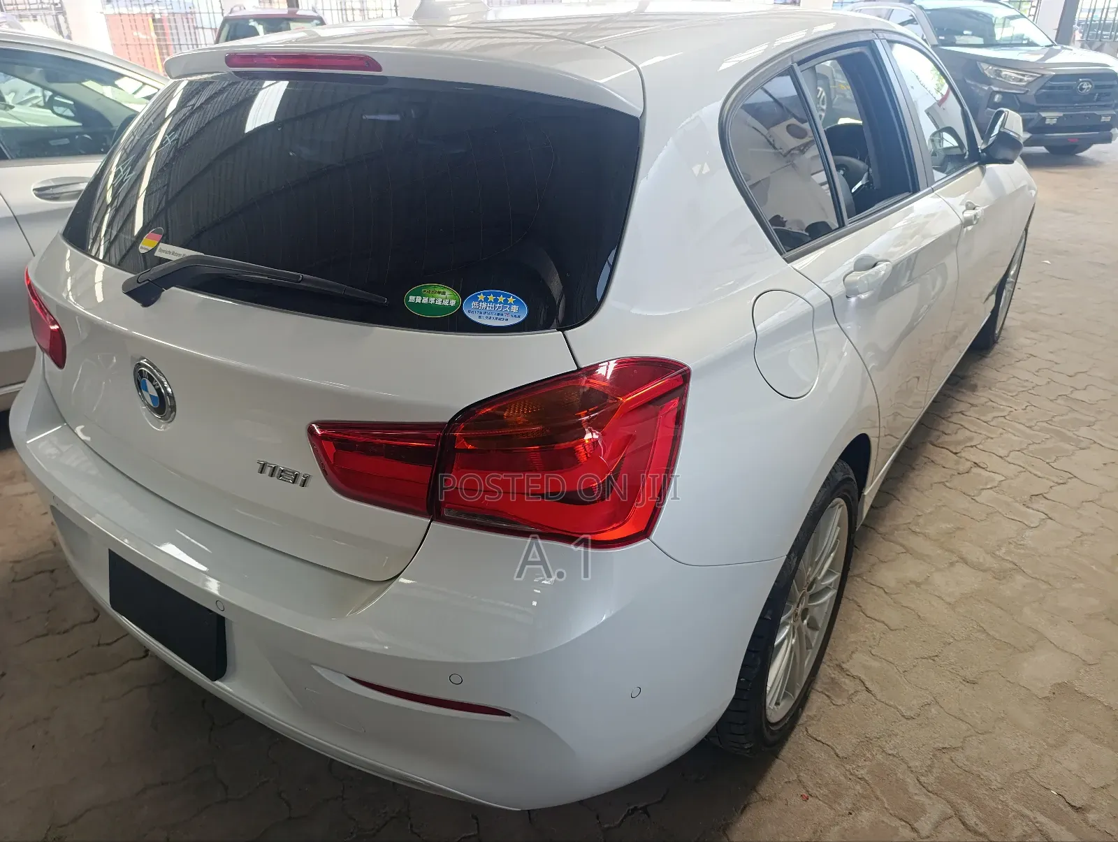 BMW 118i 2019 White