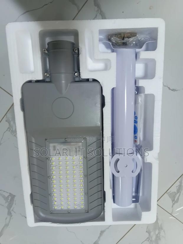 200w Solar Streetlight - thumbnail 3