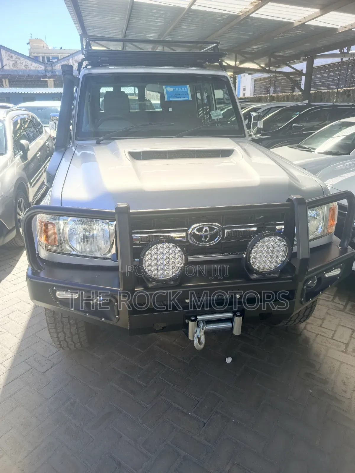 Toyota Hilux 2018 White