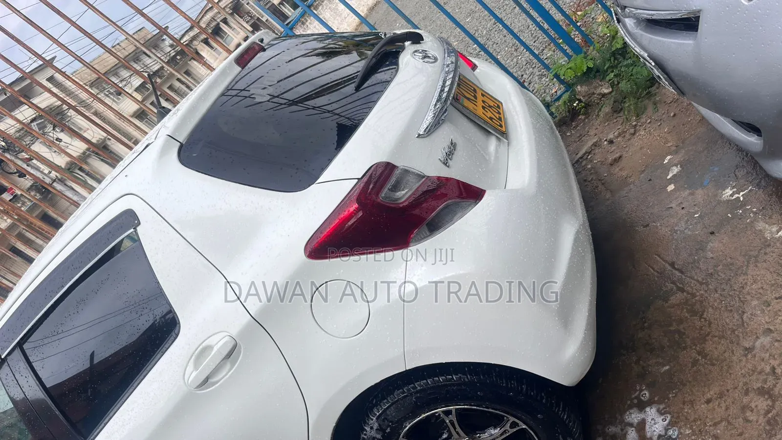 Toyota Vitz 2015 White