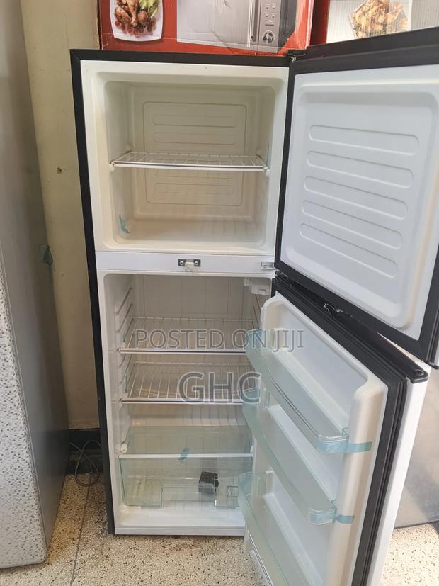 Rebune 200l Double Door Fridge - thumbnail 3
