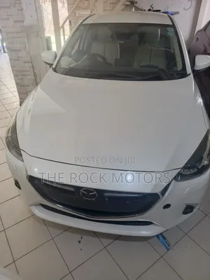 Mazda Demio 2018 White