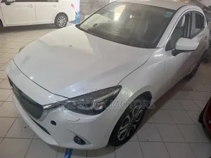 Mazda Demio 2018 White