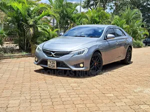Toyota Mark X 2.5 AWD 2015 Gray