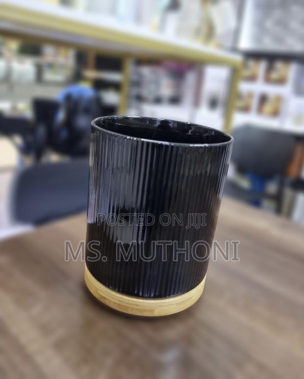 Elegant Ceramic Cutlery Holder* - thumbnail 3