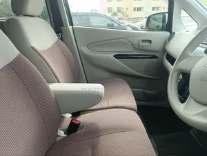 Mitsubishi EK Wagon 2018 Silver