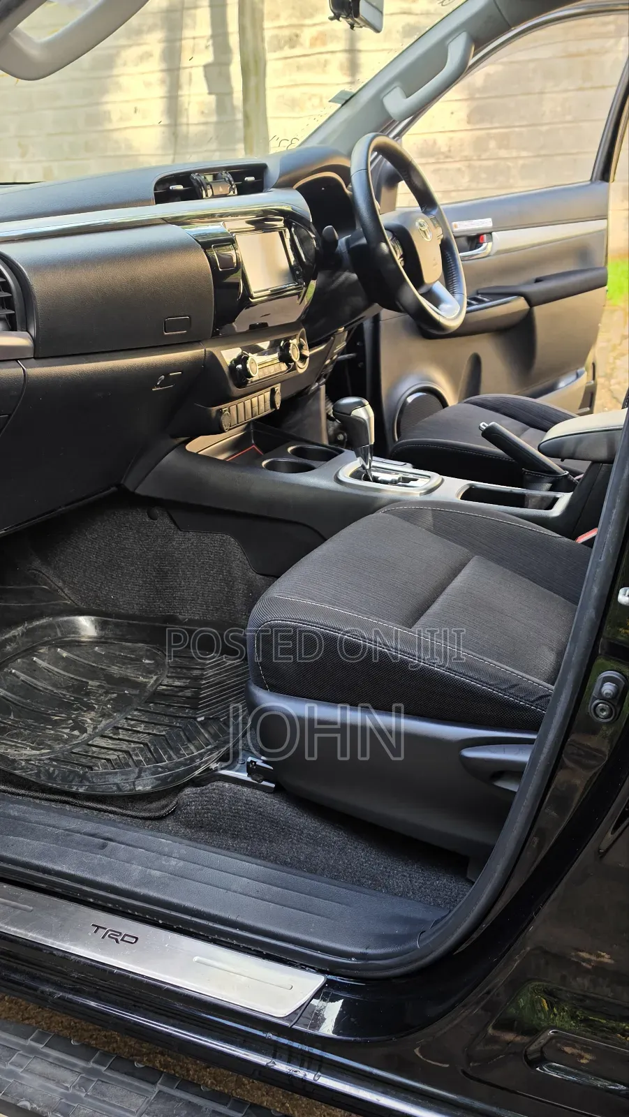 Toyota Hilux Revo Double Cab Deisel 2.4 AWD 2021 Black