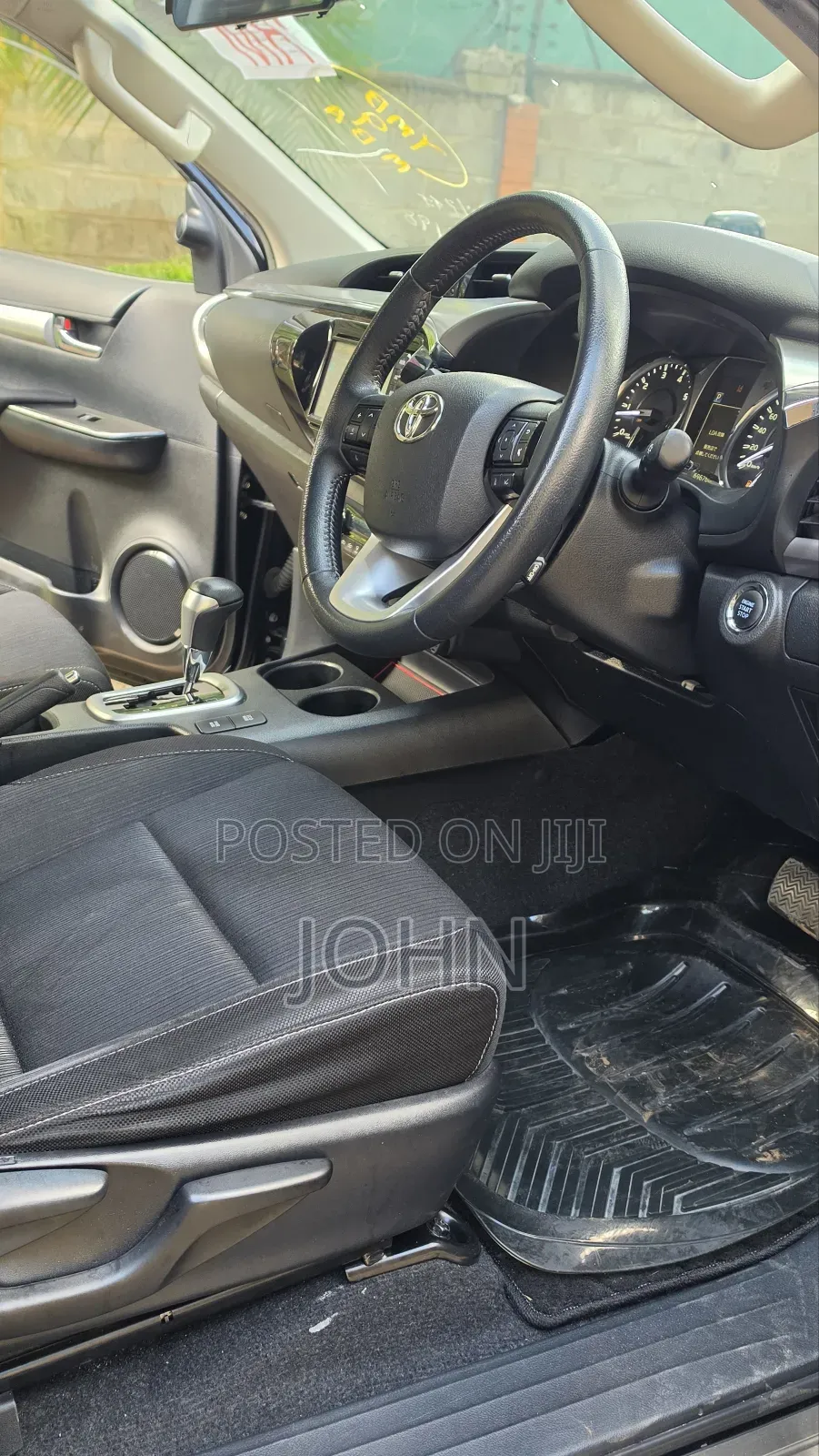 Toyota Hilux Revo Double Cab Deisel 2.4 AWD 2021 Black