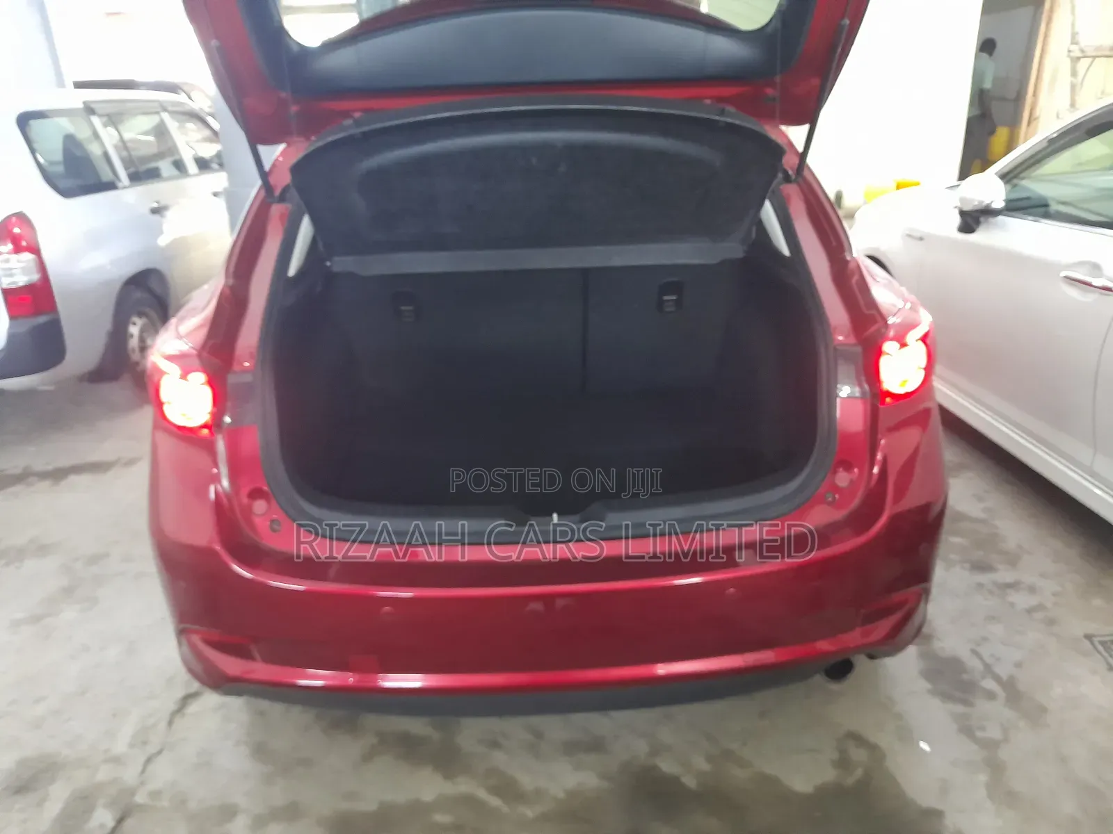 Mazda Axela 2019 Red