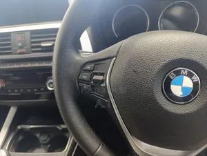 BMW 118i 2019 Pearl
