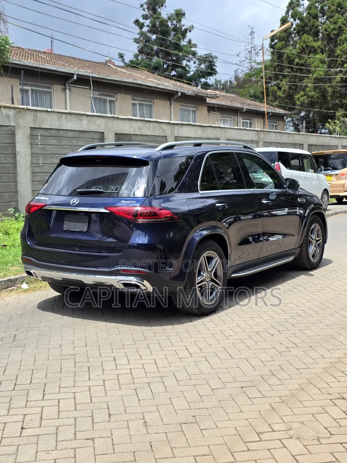 Mercedes-Benz GLE-Class GLE 400d 4MATIC 2020 Blue