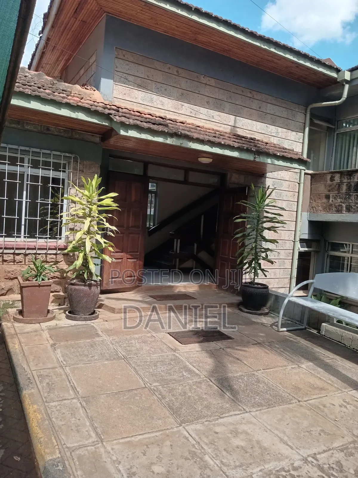 Four Bedroom Bungalow for Commercial Use to Let in Westlands
