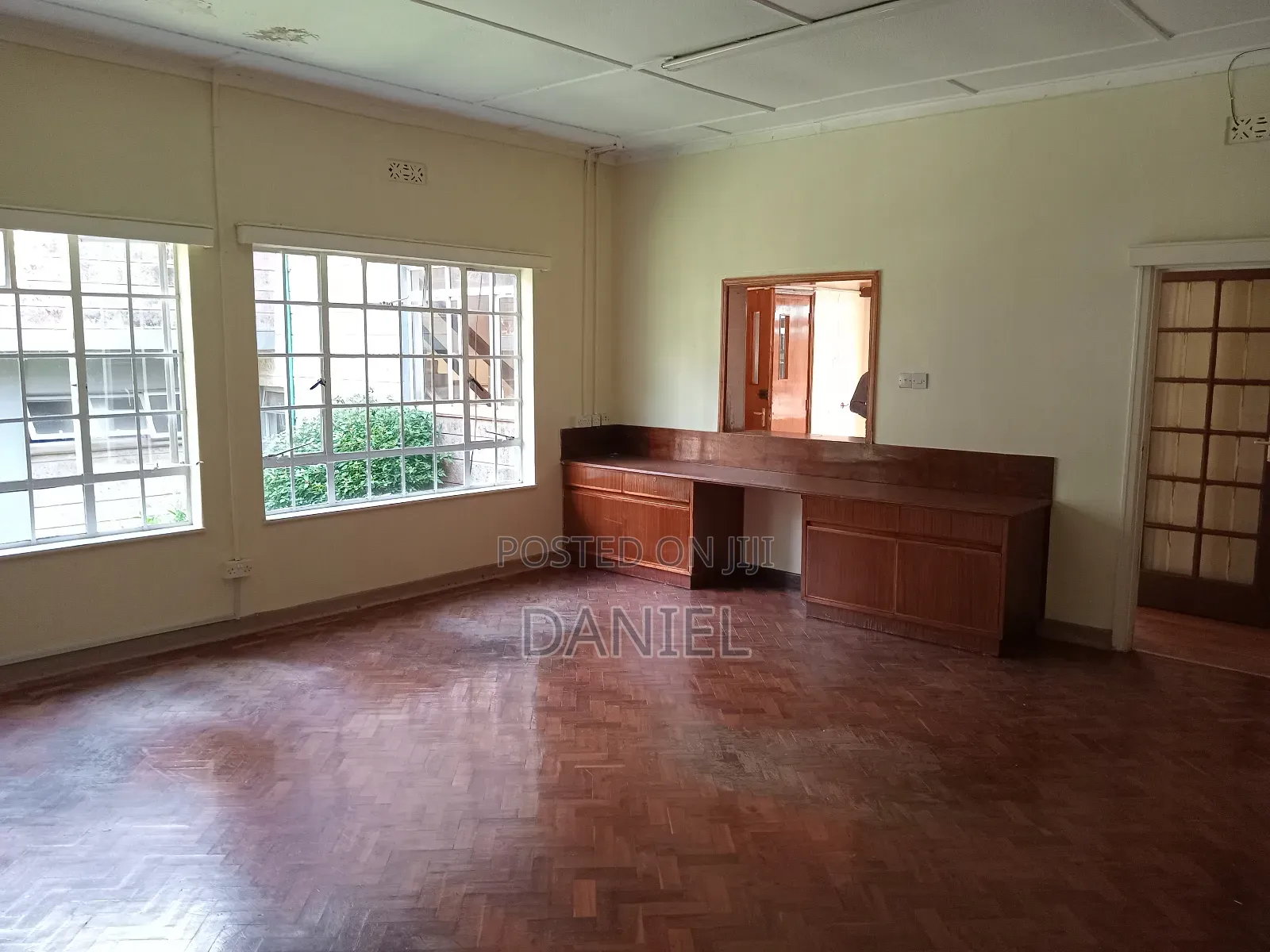 Four Bedroom Bungalow for Commercial Use to Let in Westlands