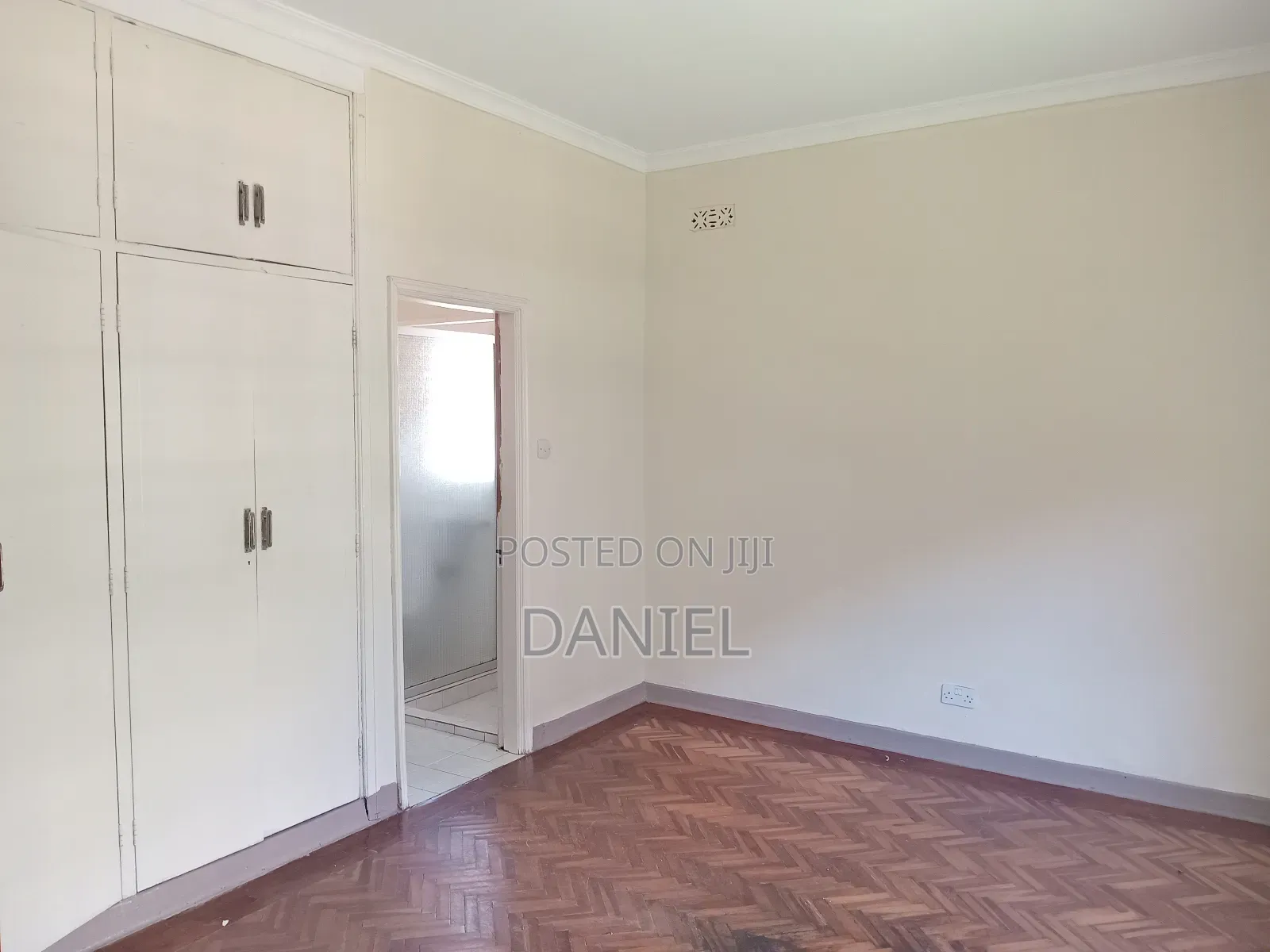 Four Bedroom Bungalow for Commercial Use to Let in Westlands