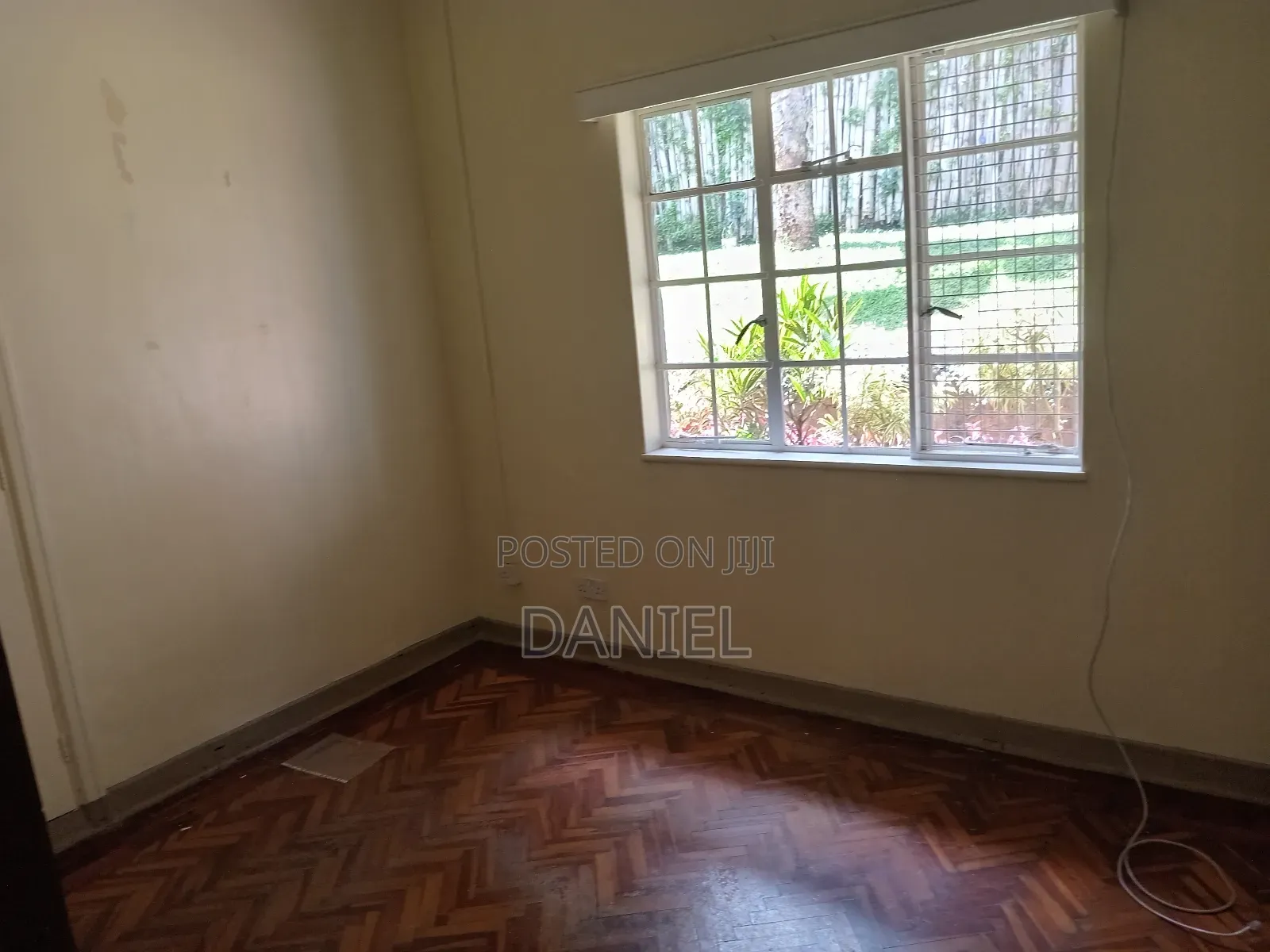 Four Bedroom Bungalow for Commercial Use to Let in Westlands