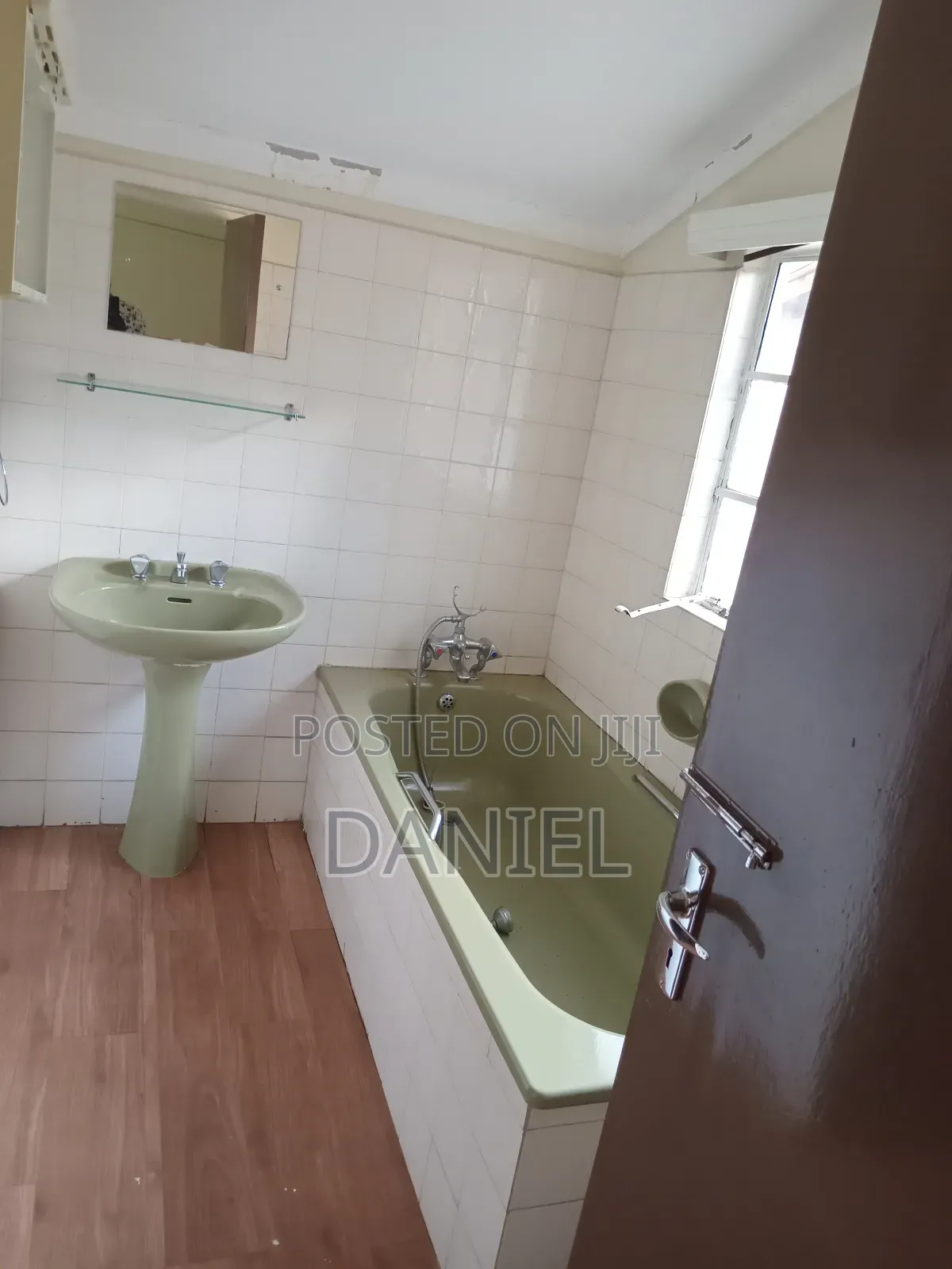 Four Bedroom Bungalow for Commercial Use to Let in Westlands