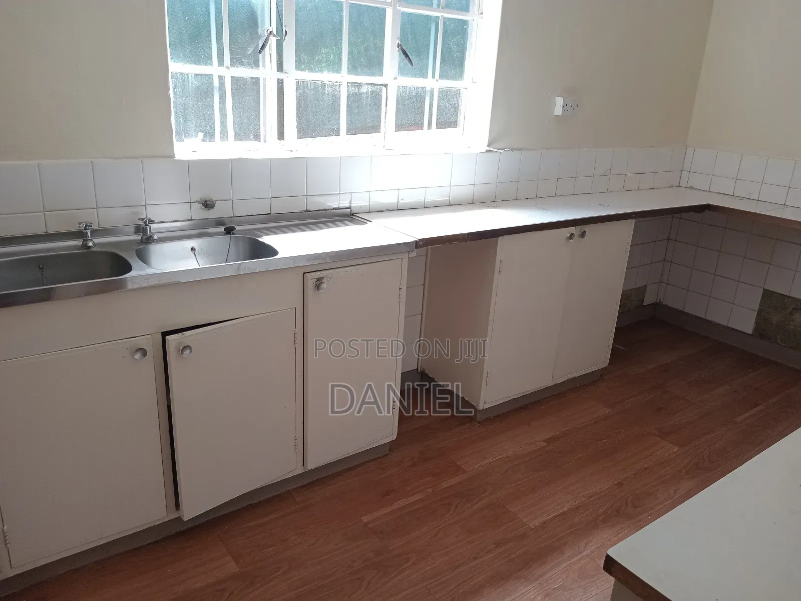 Four Bedroom Bungalow for Commercial Use to Let in Westlands