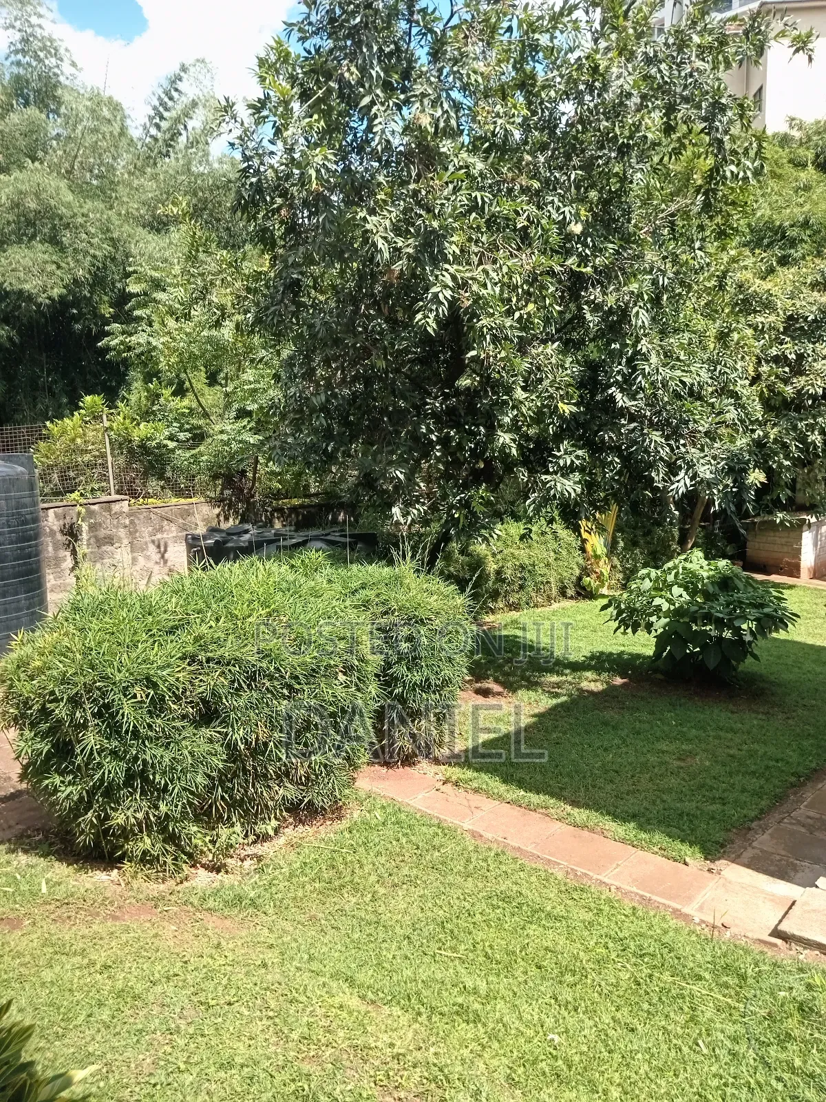 Four Bedroom Bungalow for Commercial Use to Let in Westlands
