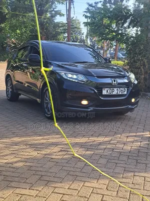 Honda Vezel 1.5 Hybrid 2WD 2016 Black