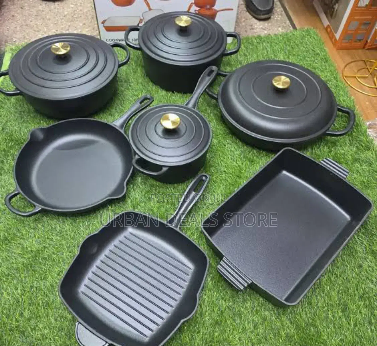 The Cast Iron Cooking Pot - Enamel Multi-Purpose Pot