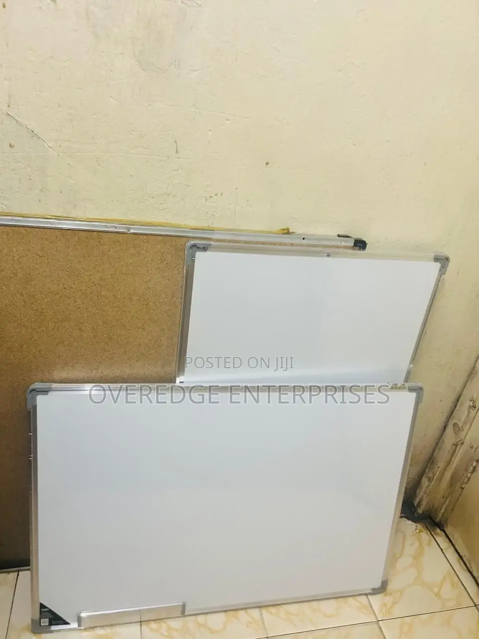 Durable Whiteboard 90x60
