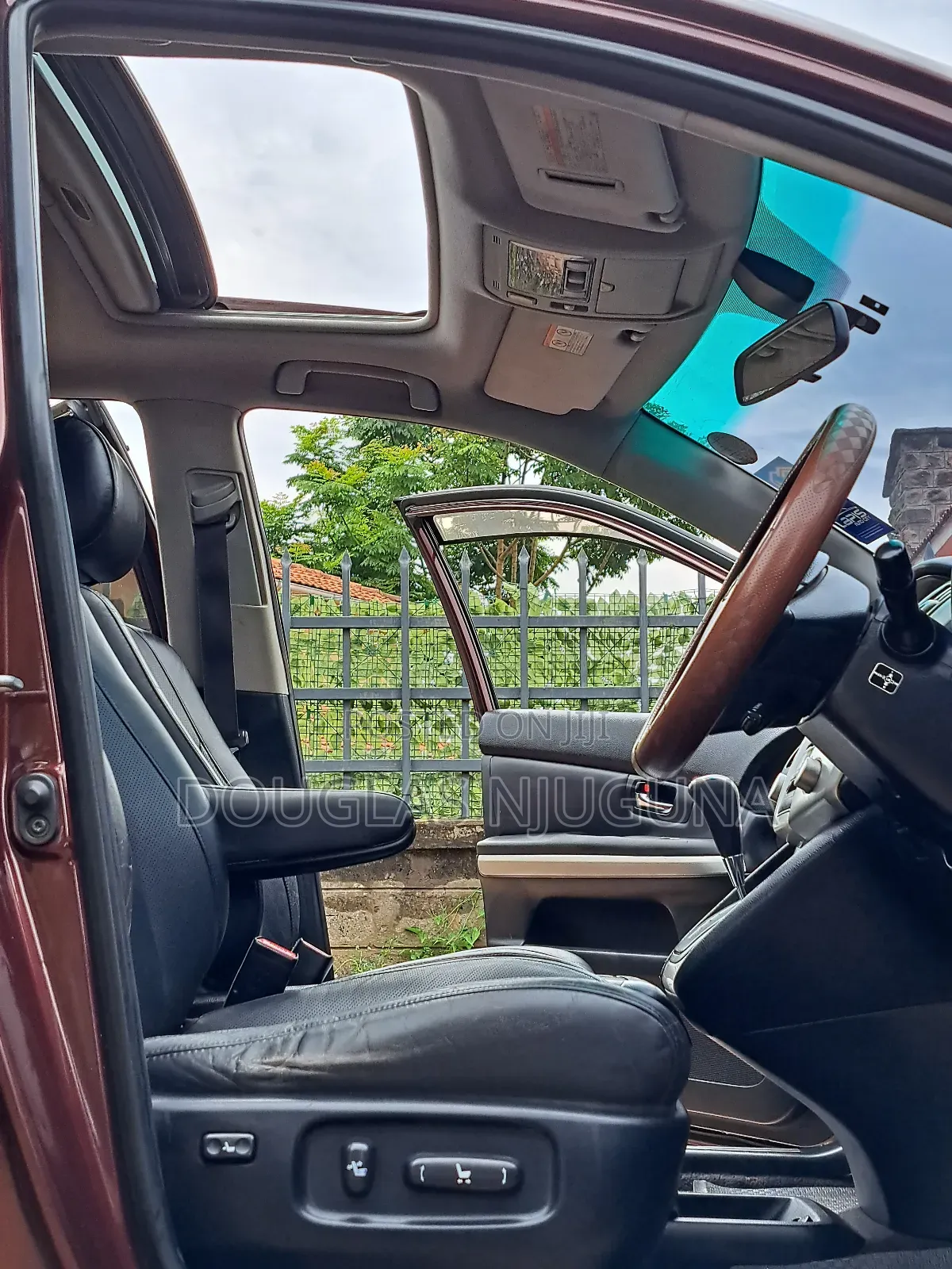 Toyota Harrier 3.3 Hybrid 4WD 2008 Maroon