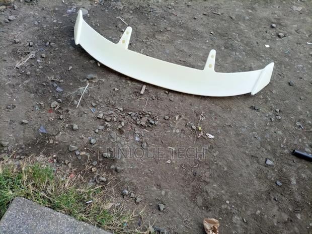 Universal Hatchback Trunk Rear Spoiler - thumbnail 2