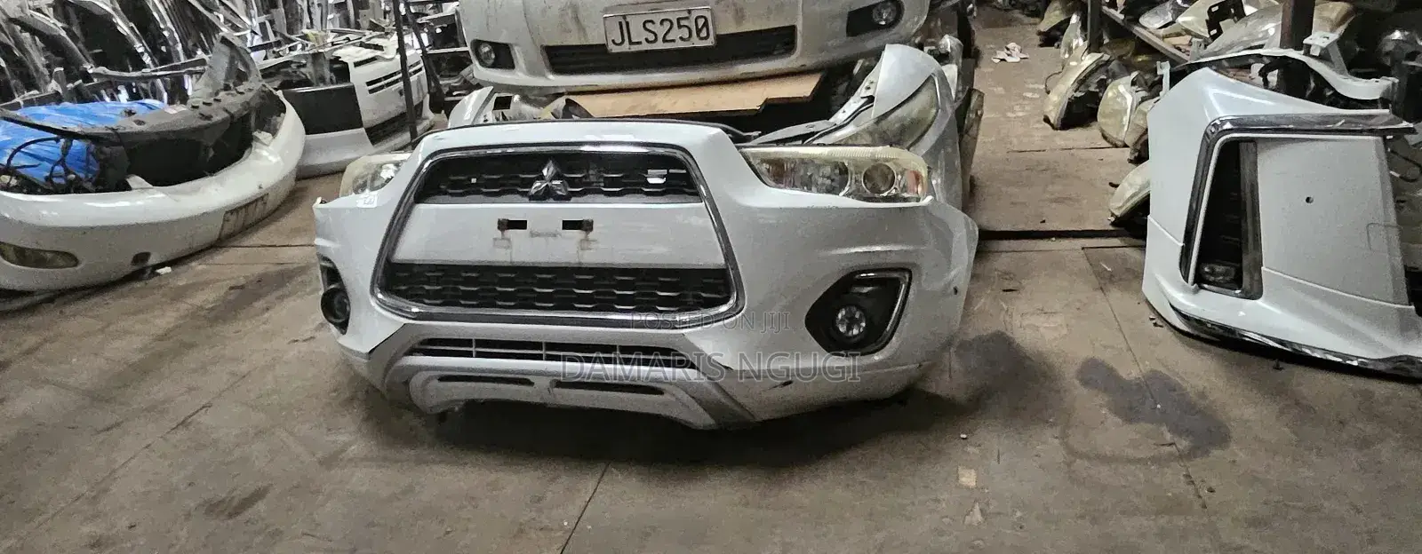 Mitsubishi Outlander Nosecut