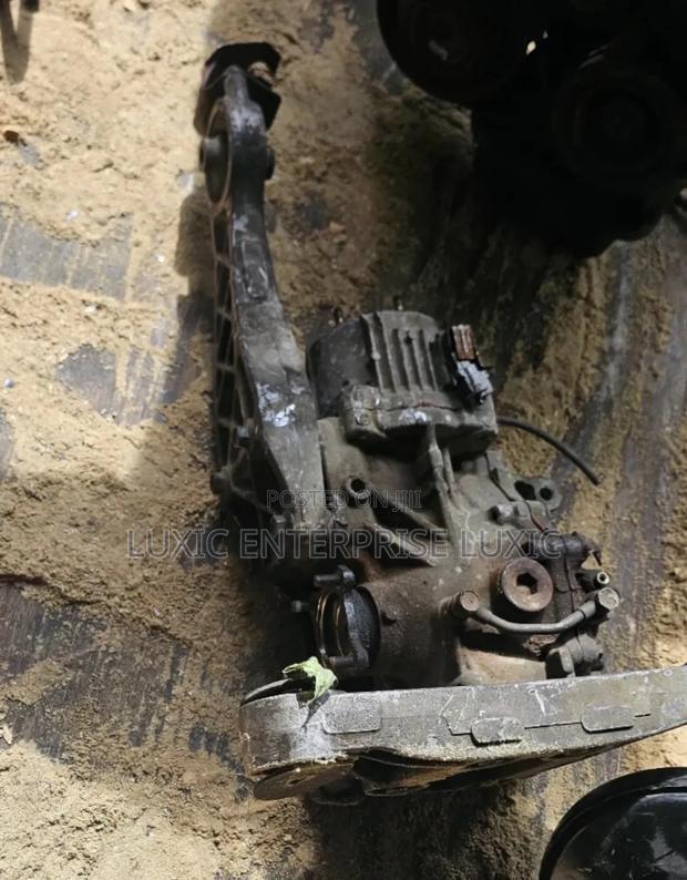 Rear Noah/ Voxy Diff in Good Condition