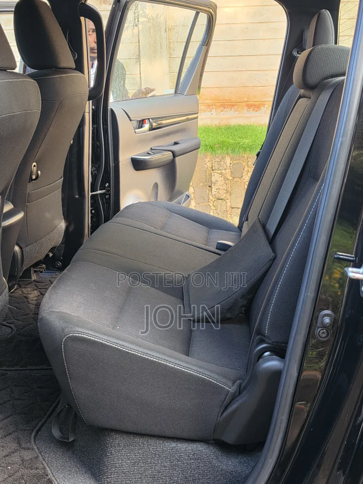 Toyota Hilux Revo Double Cab Deisel 2.4 AWD 2019 Black