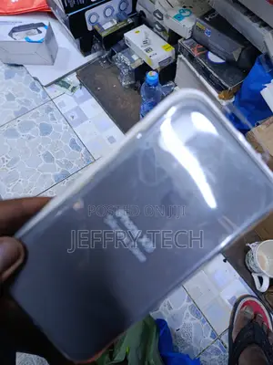 Lisni iPhone Xr Liquid Silicone Case With Cloth Lining -Gray
